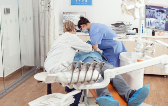 colocacion-de-los-implantes colocacion-de-los-implantes