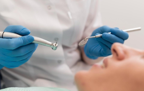 limpieza dental profesional en Catarroja limpieza dental profesional en Valencia