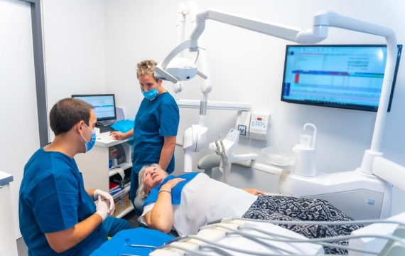 profesionales-odontologos-experimentados-catarroja profesionales-odontologos-experimentados-valencia