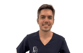 Dr. Guillermo García Gómez de Barreda Dr. Guillermo García Gómez de Barreda